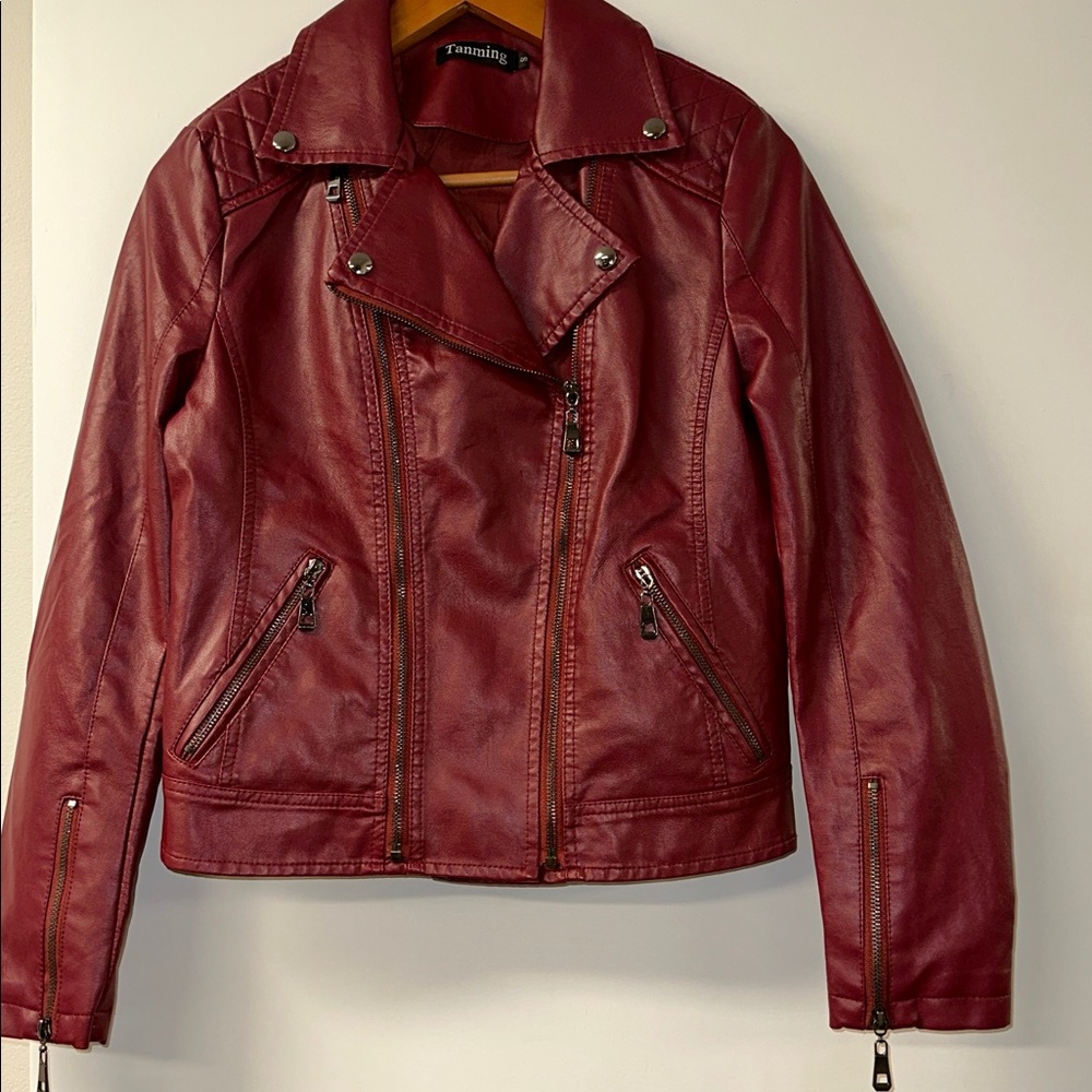 Tanming Red Faux Leather moto Jacket women’s small